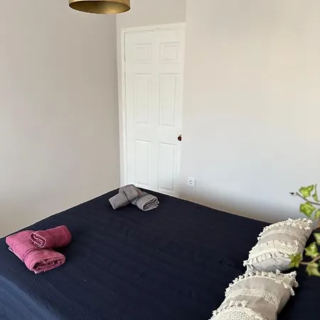 فندق Stylish And Spacious In The Center Of Kadikoey اسطنبول